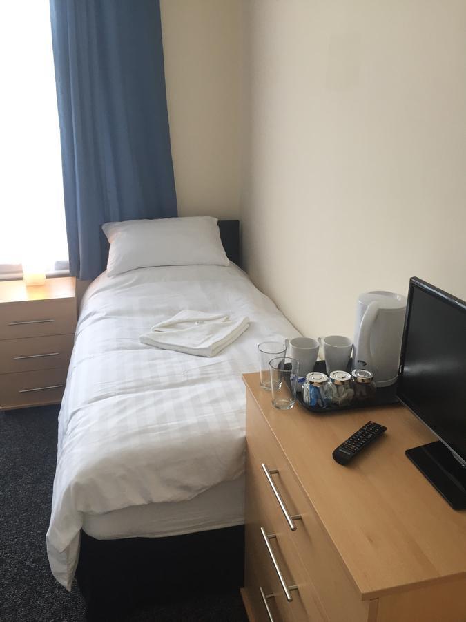 Southend Central Hotel - Close To Beach, City Centre, Train Station & Southend Airport Εξωτερικό φωτογραφία